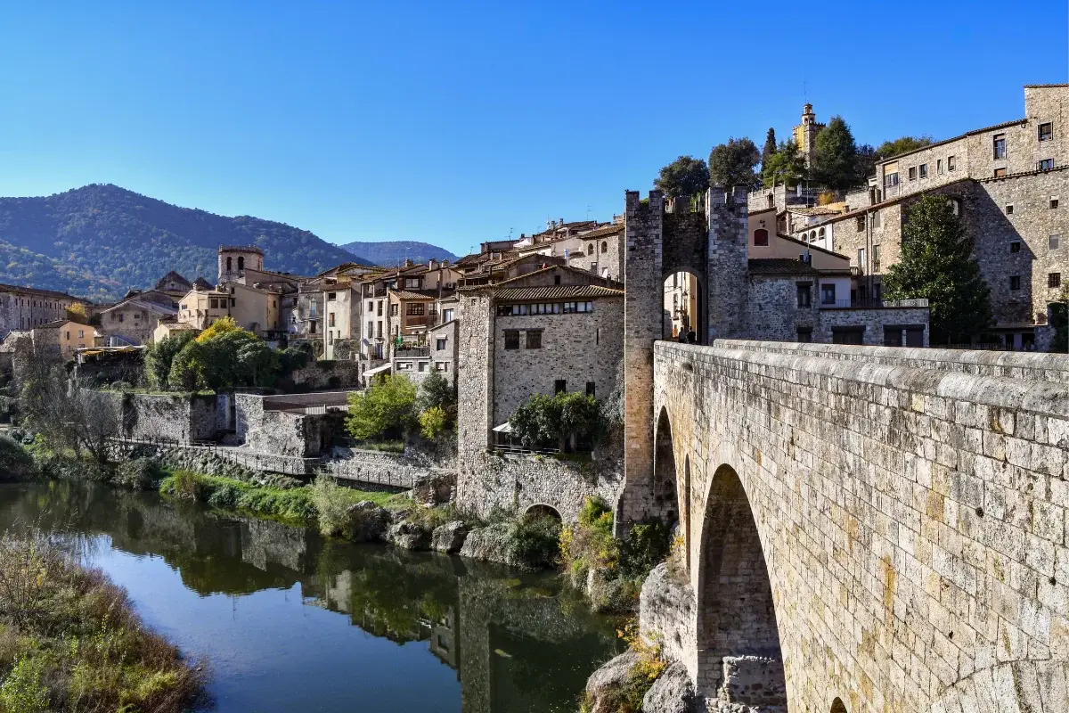 Qué ver en Besalú, guía completa del pueblo medieval de la Garrotxa